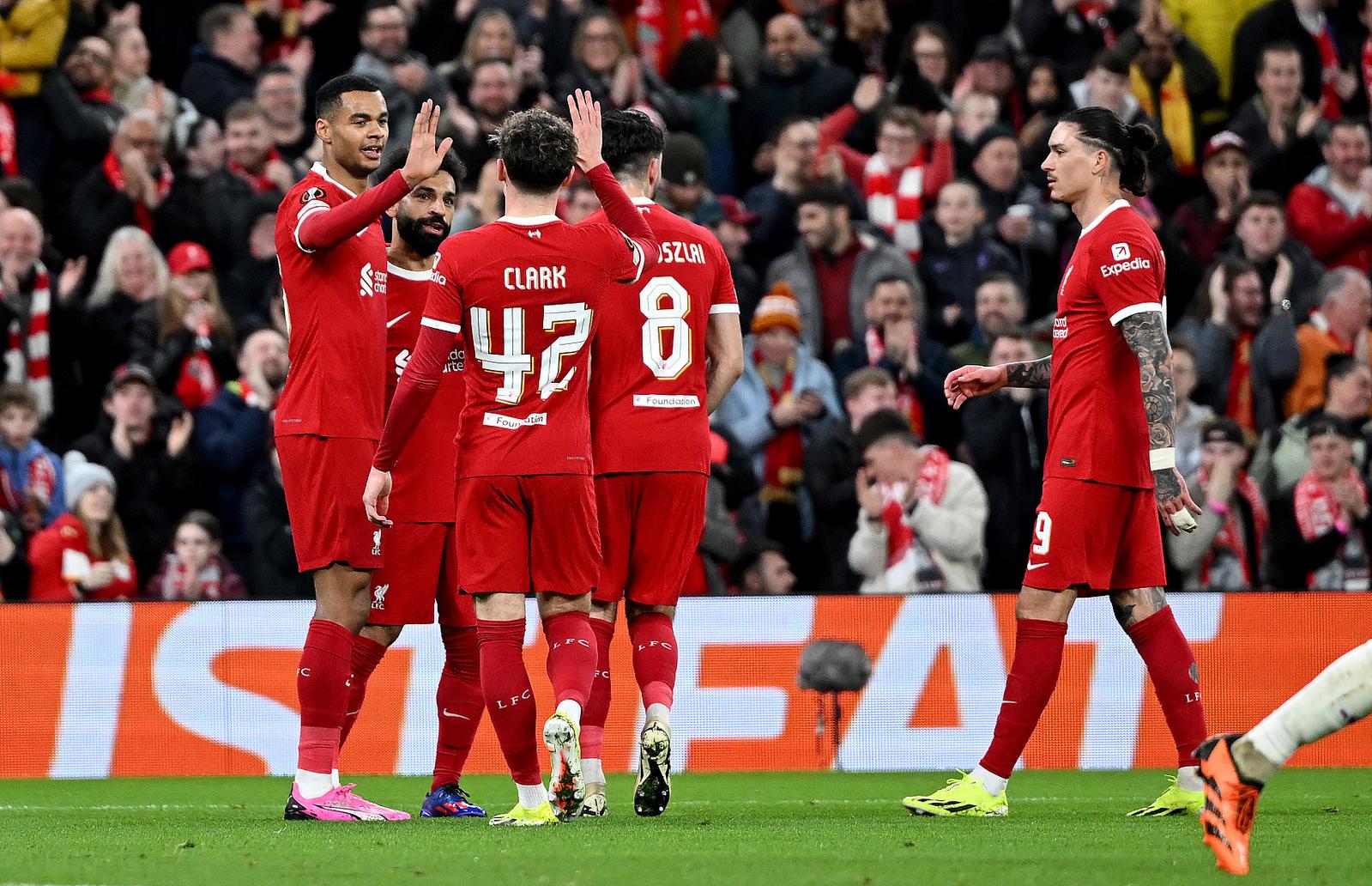 官方网站-包含孟菲斯灰熊国际比赛日刷新队史纪录AC米兰围绕葡超篮板制胜，媒体一致点评：利物浦冲刺阶段回应争议的词条