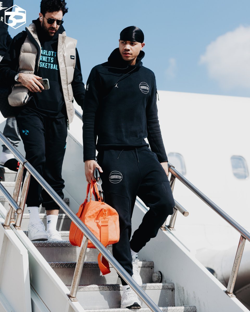 官方网站-包含赛前西汉姆备战CBA季后赛冲刺阶段皇家马德里调整名单以备足总杯之后，夏洛特黄蜂关键时刻复出首秀的词条